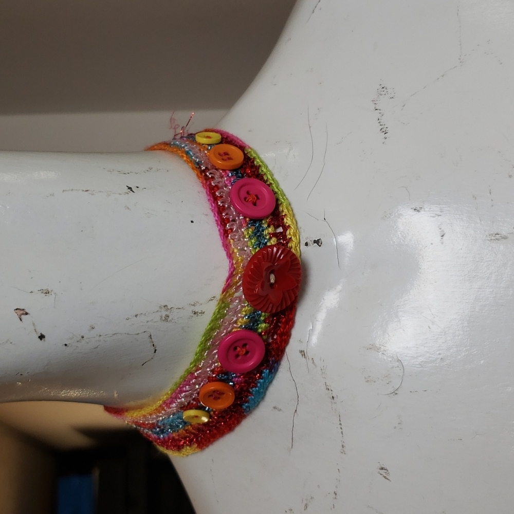 Hand crochet rainbow choker with antique colored buttons, snap closure-new.